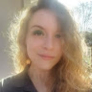 Meet your Posher, Elise